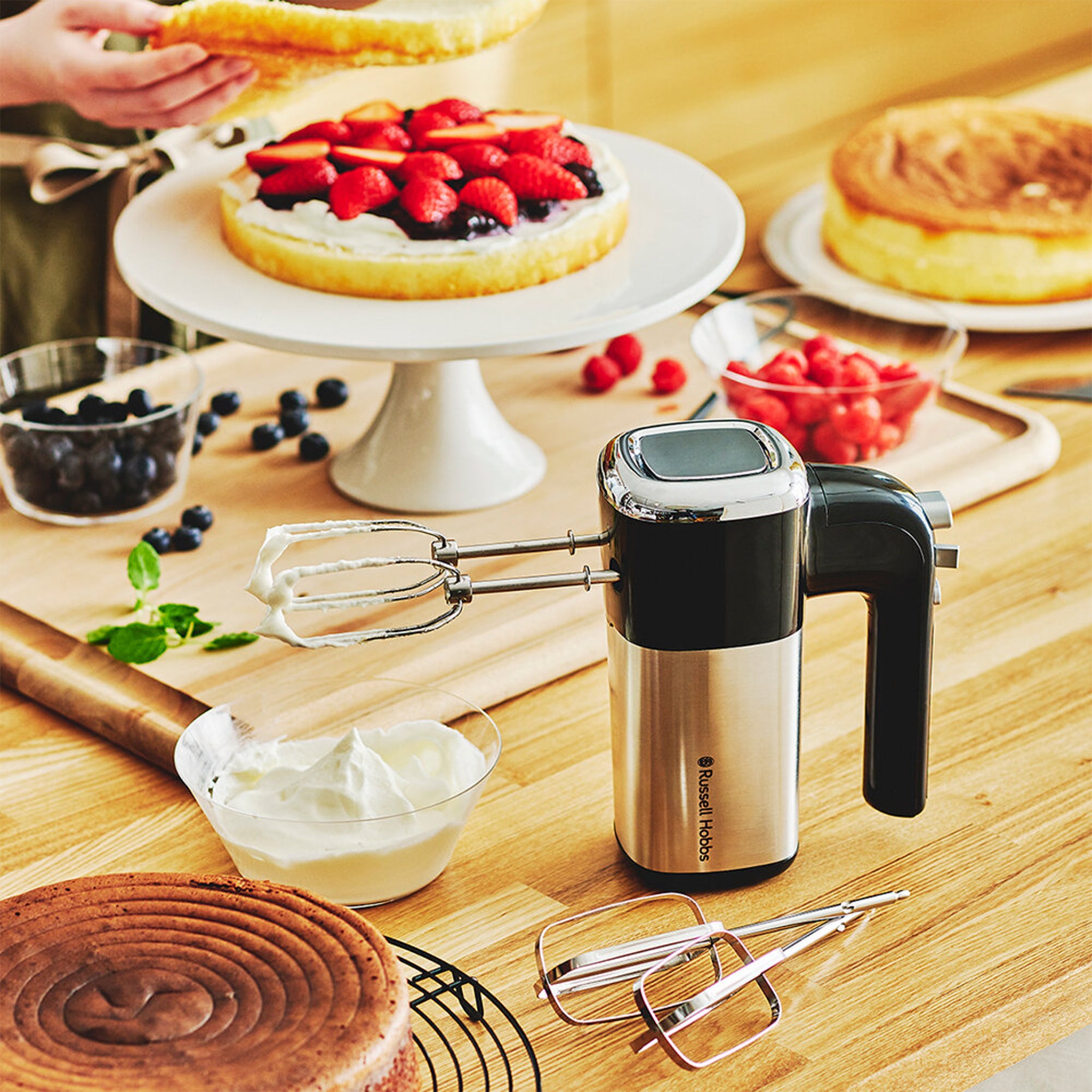 Russell Hobbs ラッセルホブス ベーシックハンドミキサー