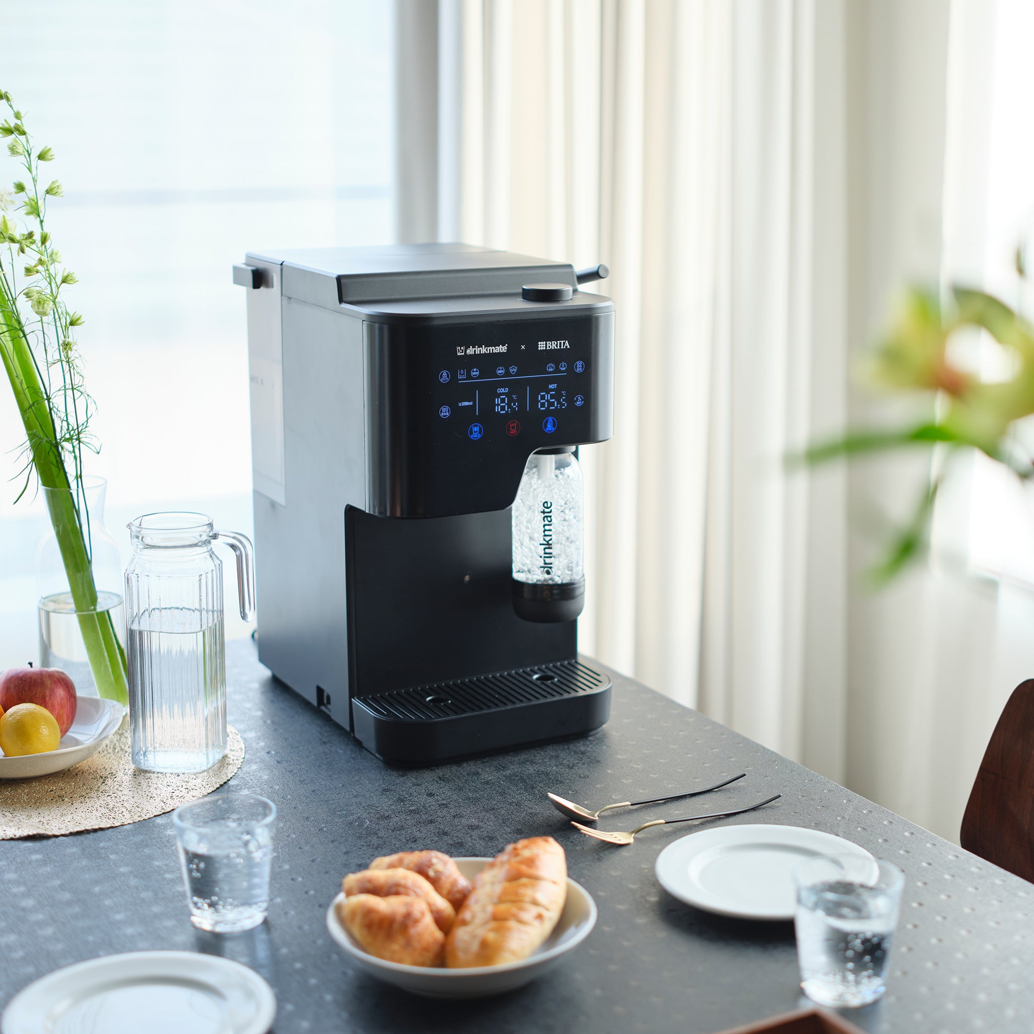 drinkmate 【drinkmate×BRITA】 多機能ウォーターサーバー drinkcube ブラック